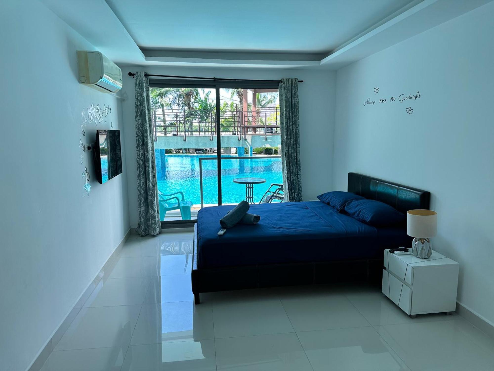 Laguna Beach Resort 3 Maldives Джомтьєн-Біч Екстер'єр фото